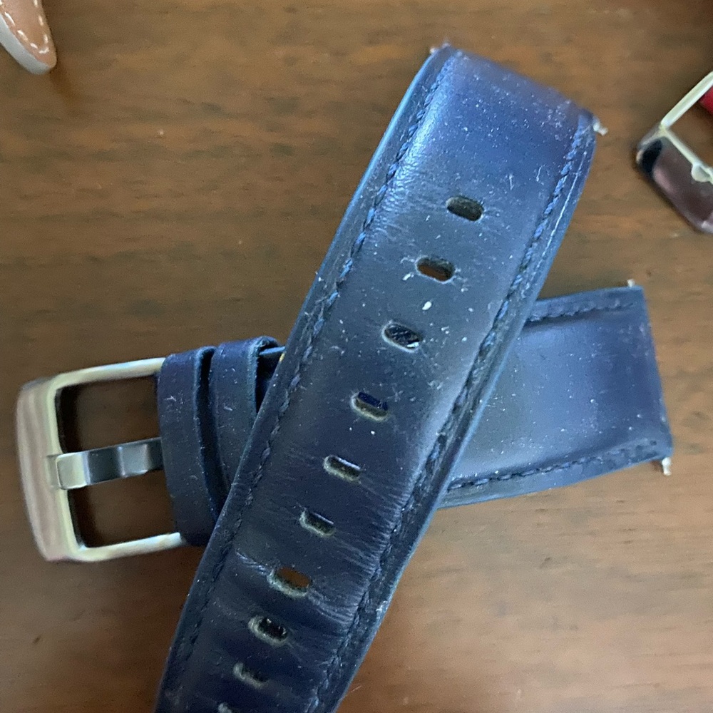 Fitbit Versa Lite Watch Band/Face Protectors - Picture 4 of 16